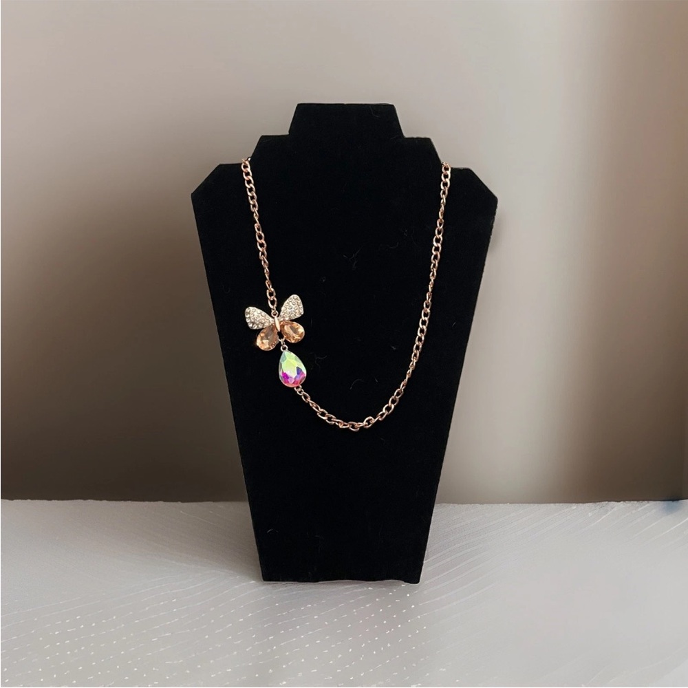 Paparazzi Necklace ~ Fluttering Finesse - Rose Gold Colored Chain